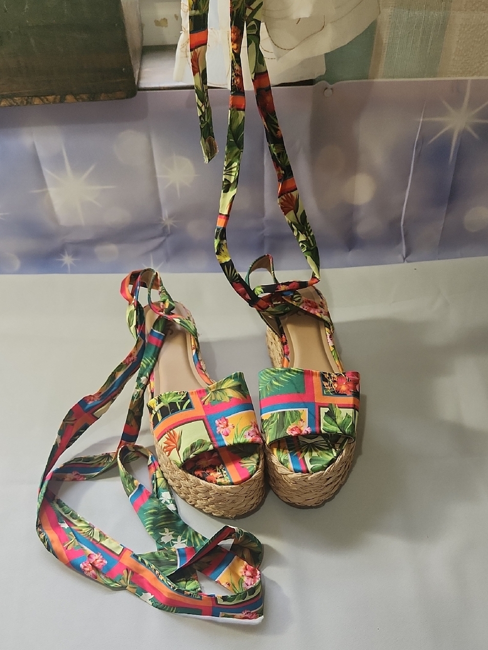Women’s Tropical Print Espadrille Wedge Sandals - Green Multi Strap Ankle Ties